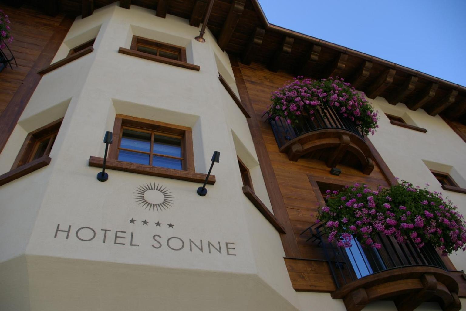 Eco & Wellness Boutique Hotel Sonne リヴィーニョ エクステリア 写真