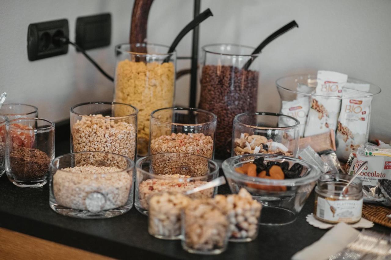 Eco & Wellness Boutique Hotel Sonne リヴィーニョ エクステリア 写真